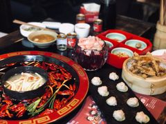 红白鸳鸯锅-矮板凳老火锅(宽窄巷子店)