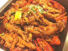 小龙虾烧鸡爪-靓靓蒸虾(中山公园店)