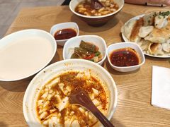 -三好食堂(煎饺·馄饨·肉饼米线·盛世广场店)