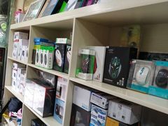 -鸿准通信科技·忠诚手机电脑维修中心(三林店)