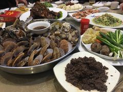 -乔家小院•本地小海鲜•非遗驴肉(万年泉路店)