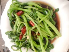 -天天向上素食餐厅(五台山店)