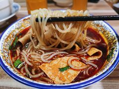 麻辣米线-老字号杨坡红油米线腊汁肉夹馍(东四道巷店)