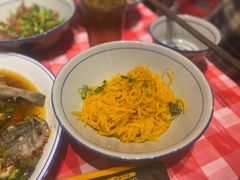蟹黄咸蛋土豆丝-荆九爷爆炒桥头三嫩(浙大店)
