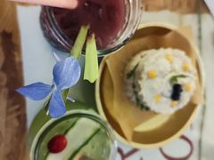 -野草莓自由市场