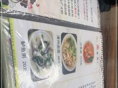 -亚忠小吃店(曾厝垵店)