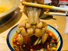 -同蛙阁美蛙鱼头火锅