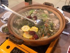 石橄榄炖鸡-洪大厨鸡煲(福田店)