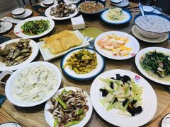 -小船渔村•大连菜•大连焖鱼(明泽街店)