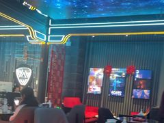 -屋有岛沉浸游戏旗舰店(中山公园店)