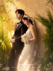 -雪中彩影婚纱摄影·微光艺术中心