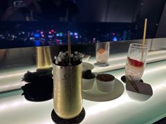 -OZONE 顶楼酒吧(香港丽思卡尔顿酒店)