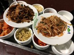 -朝伟清真铜瓢牛肉馆(三十年老·店)