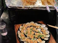 -何师烧烤Pro ·江湖川菜·小龙虾·精酿(太古里旗舰店)