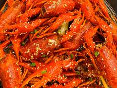 -肥肥虾庄·金牌油焖大虾(汉街SKP店)