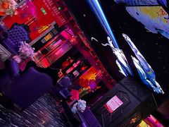 -UK派对KTV(日月广场店)