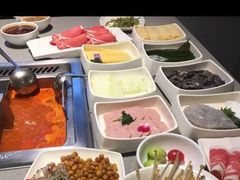 -海底捞火锅鲜切牛肉主题店(长寿路店)