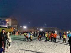 -采薇庄园四季滑雪场