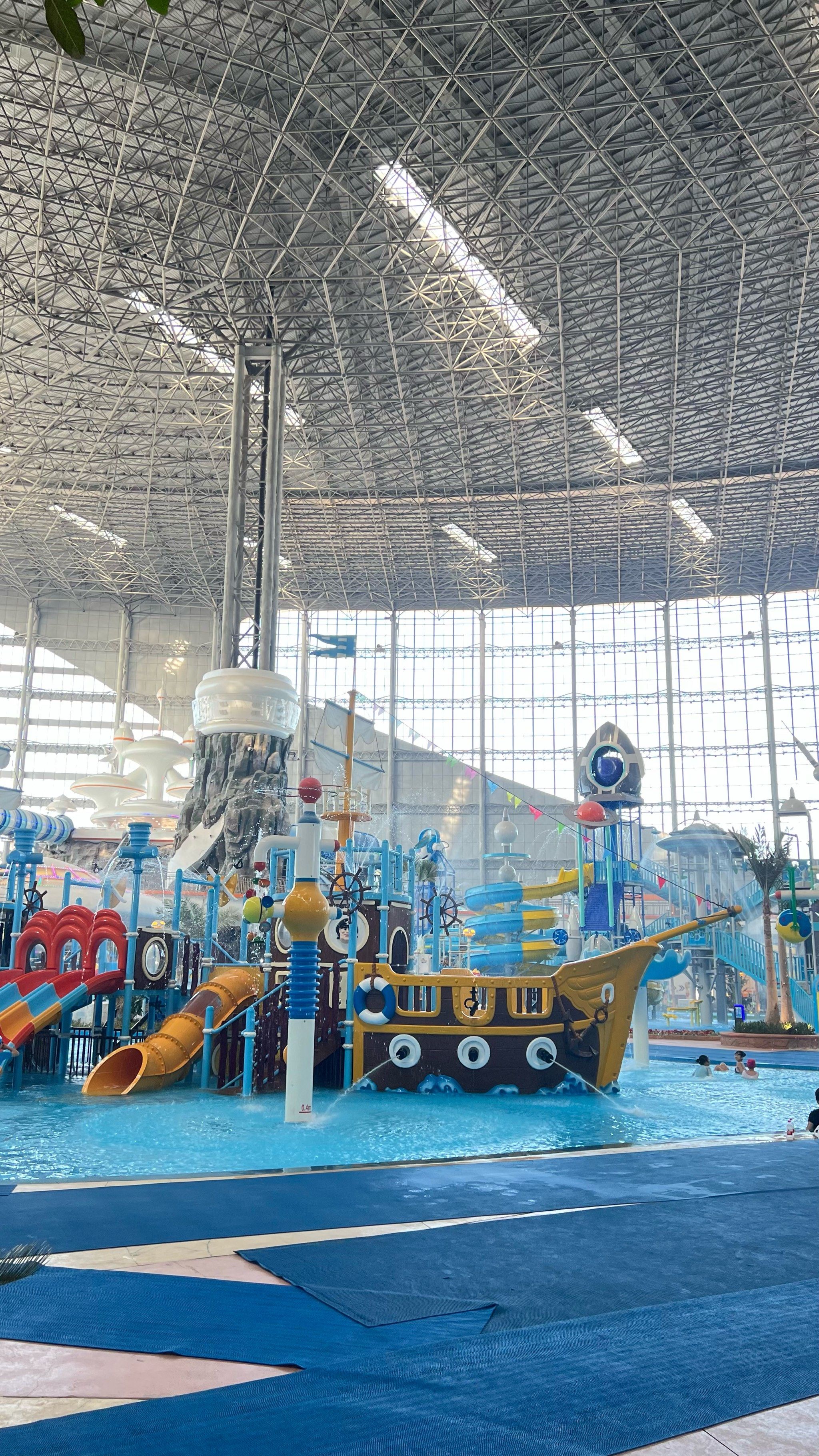 鲲乐湾未来水世界 水上乐园