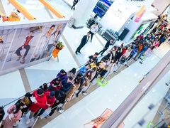 -奈雪的茶(亨特国际广场店)