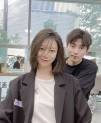 -变画·发型STUDIO