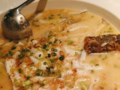 -鱼亨小鲜酸菜鱼(大信店)