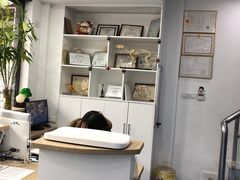 -伟伟宠物医院·CT影像中心·瑞派犬猫综合性门诊(汉口总院)