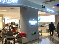 -燕莎奥特莱斯购物中心