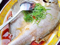 葱油黄鱼-万柳阁小馆·花园餐厅(龙潭湖店)