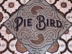 -Pie Bird(新闸路店)
