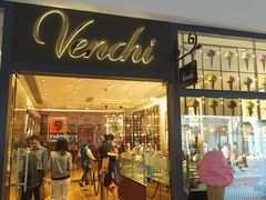 -VENCHI 闻绮(上海佛罗伦萨小镇店)