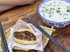 牛肉烧饼（多肉）-穆得·老周家牛肉烧饼(普利街店)