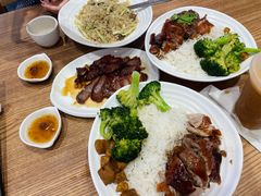 -裕记烧腊连锁餐饮(国商分店)