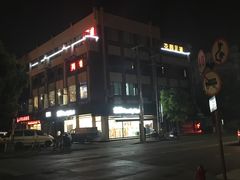 -全家便利店(沪青平公路四店)
