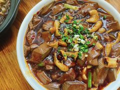 -胡子饮食店