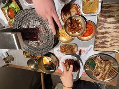 -草家酱蟹炭火烤肉店(珲春南路一店)