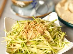 -何适山庄 ·可团建(水长城P2停车场店)