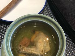 秘制鸽子汤-夜宴江景餐厅