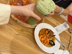 -城市大道红炉披萨烘焙坊