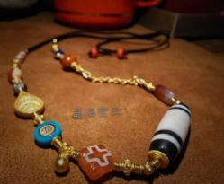 点击看大图 -晶石宝玉精品文玩个性珠宝定制(印象汇店)