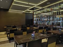 -大中华希尔顿酒店-念自助餐·嗨啤·小龙虾