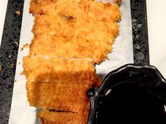 馋嘴炸猪排-馋三尺蟹粉小笼(人民广场店)