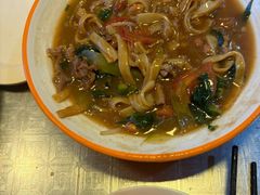 -官塘陈记鱼生·潮汕砂锅粥·牛肉火锅(潮枫路总店)