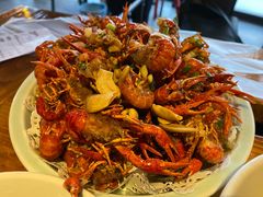 -琥珀老六龙虾(四里河店)