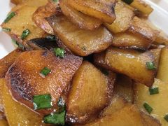 -芦茨金富饭庄·25年老字号·专做稻草鸡