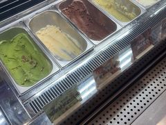 -极拉图·现制冰淇淋(大卫城店)