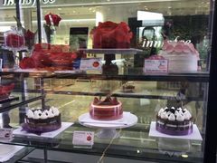 面包甜点陈列柜-巴黎贝甜(凯德MALL望京店)