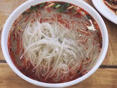 帽结子肥肠粉-白家高记肥肠粉(总店)