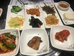 -青松馆韩国料理(香港中路佳世客店)