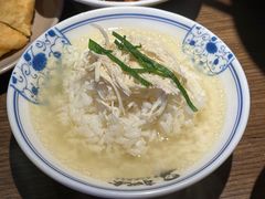 -肖四女乐山跷脚牛肉(南汇大学城生活广场店)